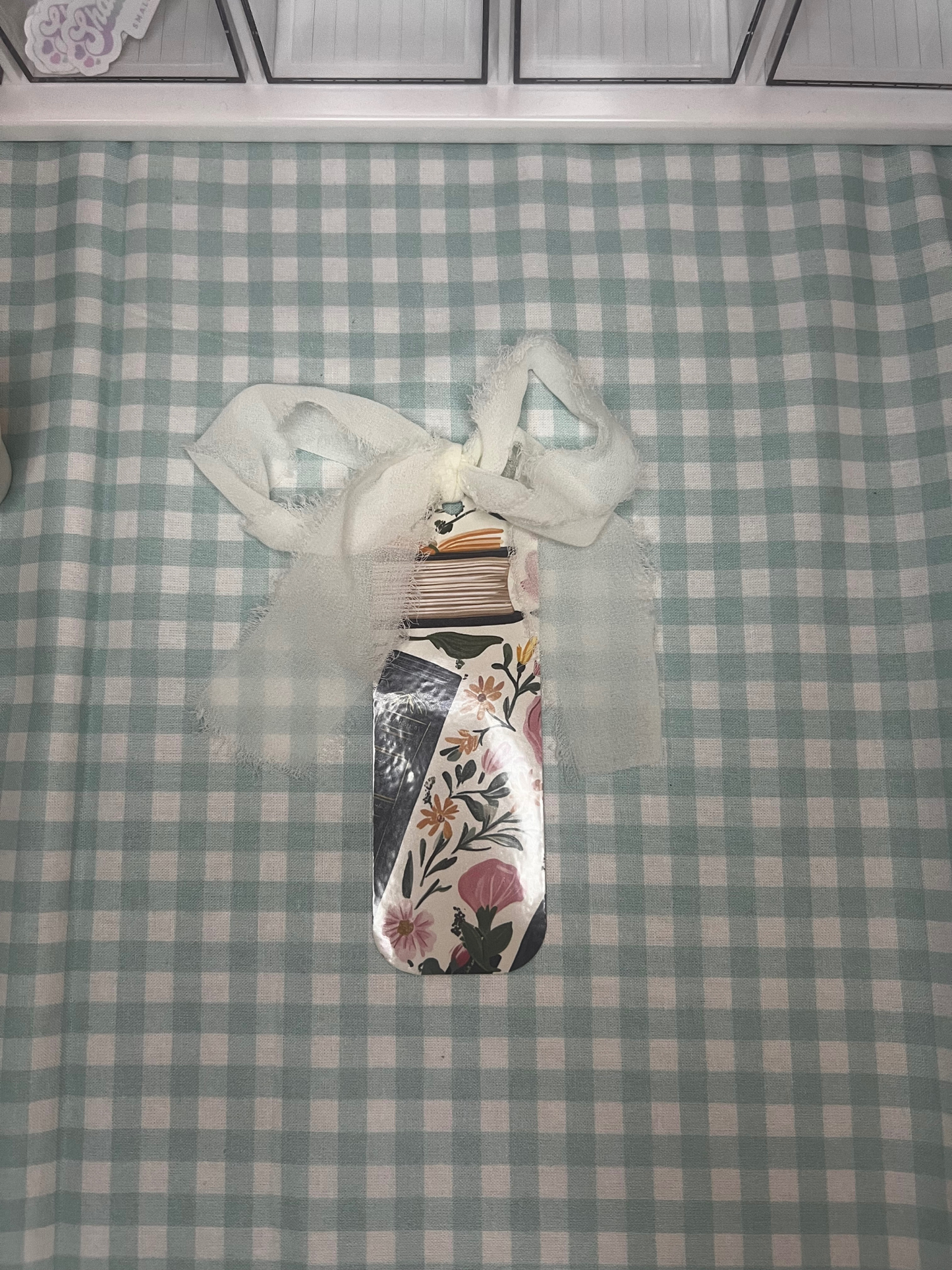 Spring flowers bookmark